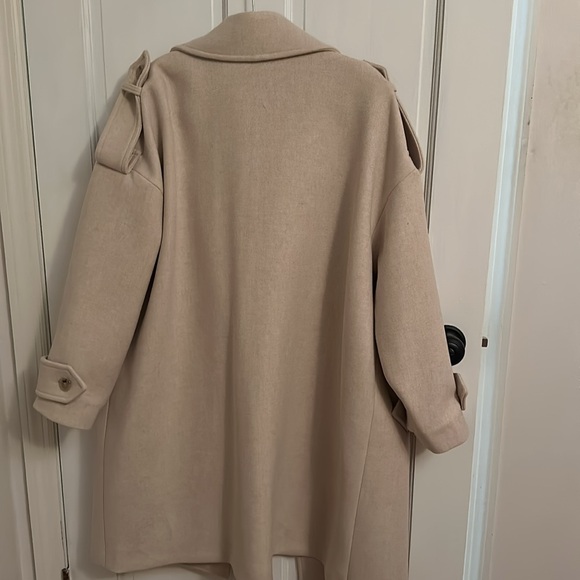 Wool coat - Picture 3 of 3